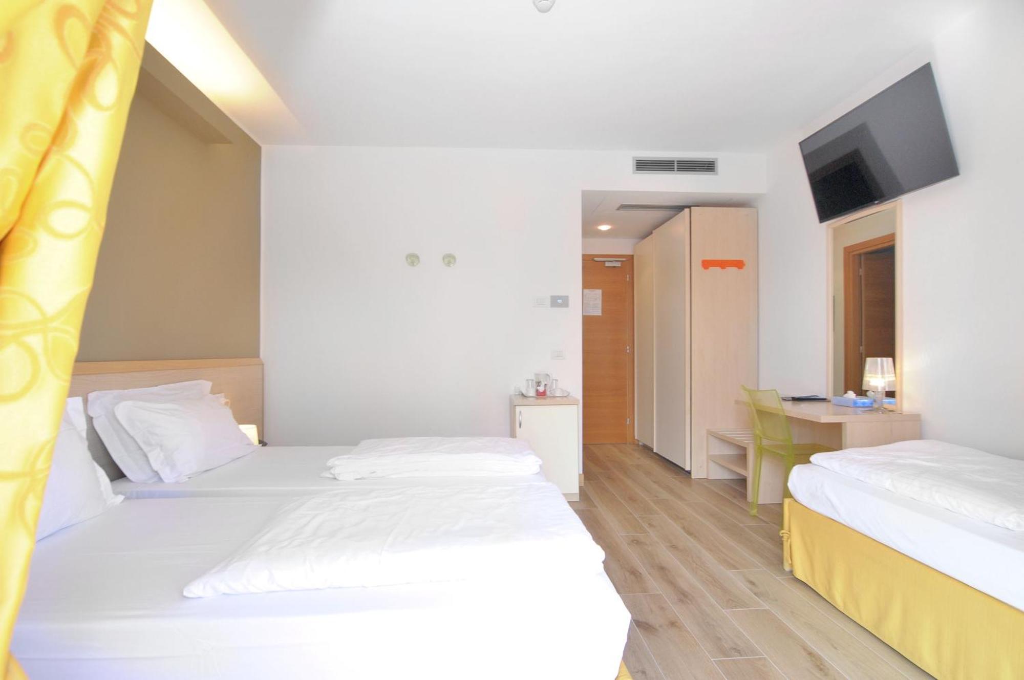 Eco Hotel Cleofe Caorle Exterior foto